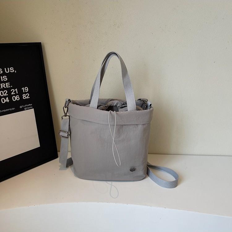 Canvas Bag Women's Summer Versatile New Casual Messenger Bag Popular Portable Bucket Bag