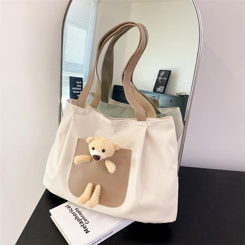 Large Capacity Casual Tote Bag For Women With Cute Bear Design Ideal For Everyday Use