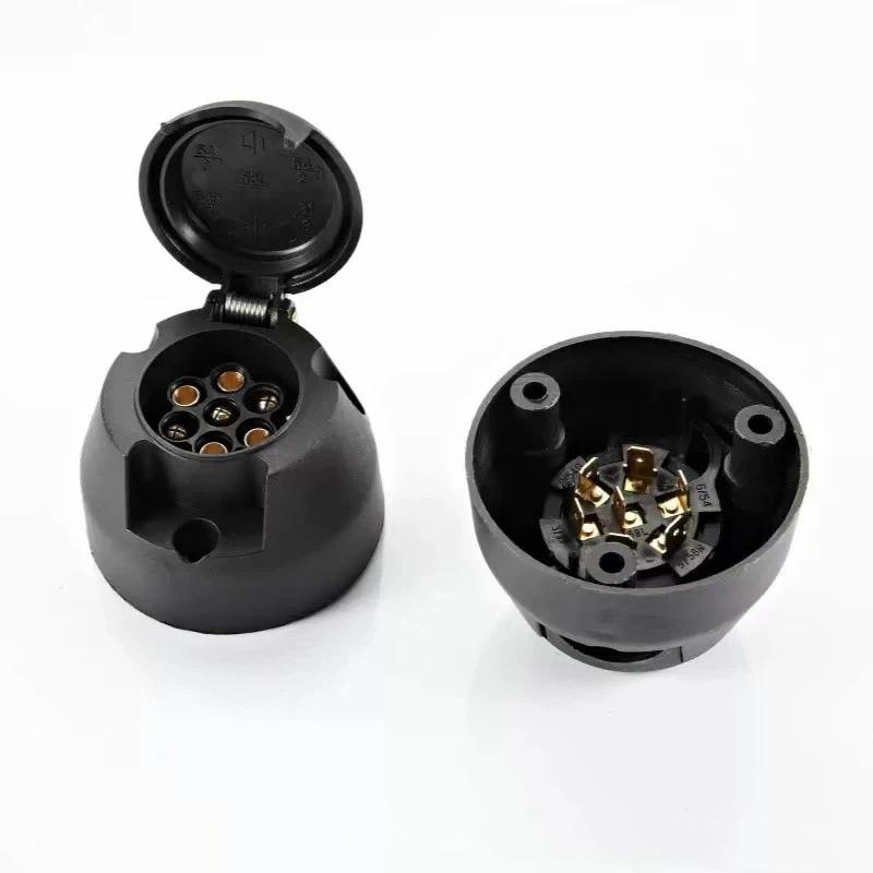 

1Pcs Trailer Wiring Socket Towbar Towing Converter 7 Pin 12V For Caravan Truck Durable Plug Socket Adapter Protector Connections
