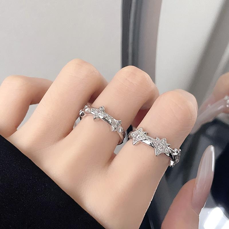 Cold Wind Tetragonal Star Ring Female Niche Design Gam Tide Jewelry Personalized Fashion Couple Ring High Sense
