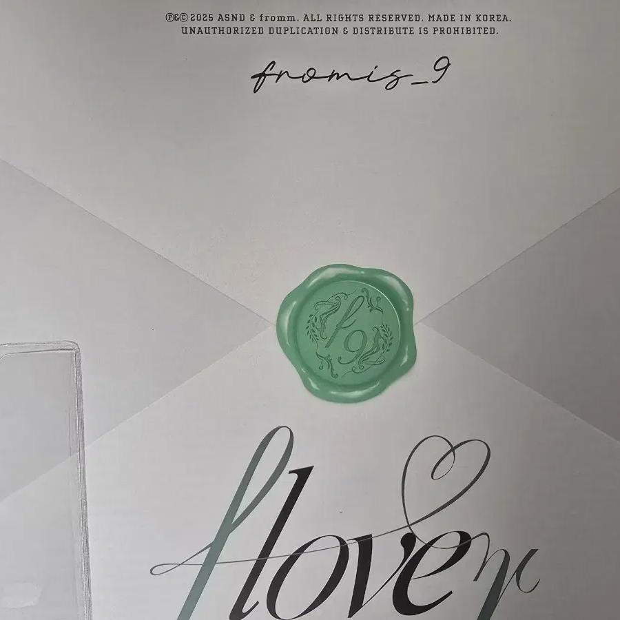 

2025 Официальный фан-клубный набор для фанатов Fromis9