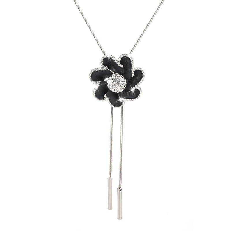 Chic Stylish And Long Chain Flower Sweater Necklace With Luxurious Accents Rhinestone