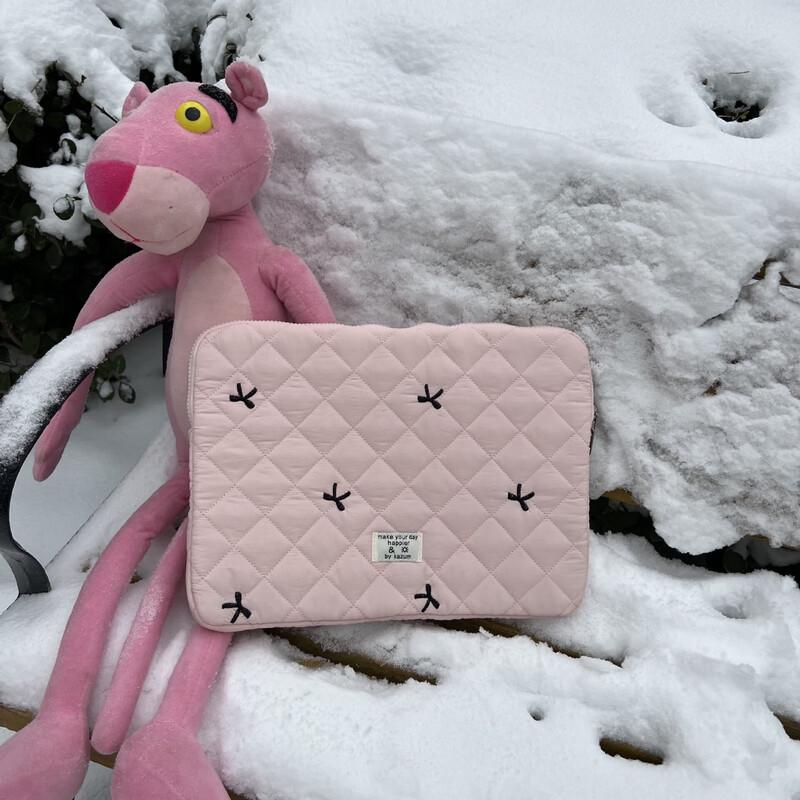 Lee Shen Tablet Laptop Sleeve with Bow