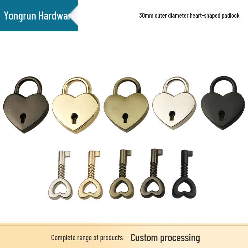 Heart-shaped Gold Padlock Handbag Charm Antique Sweep