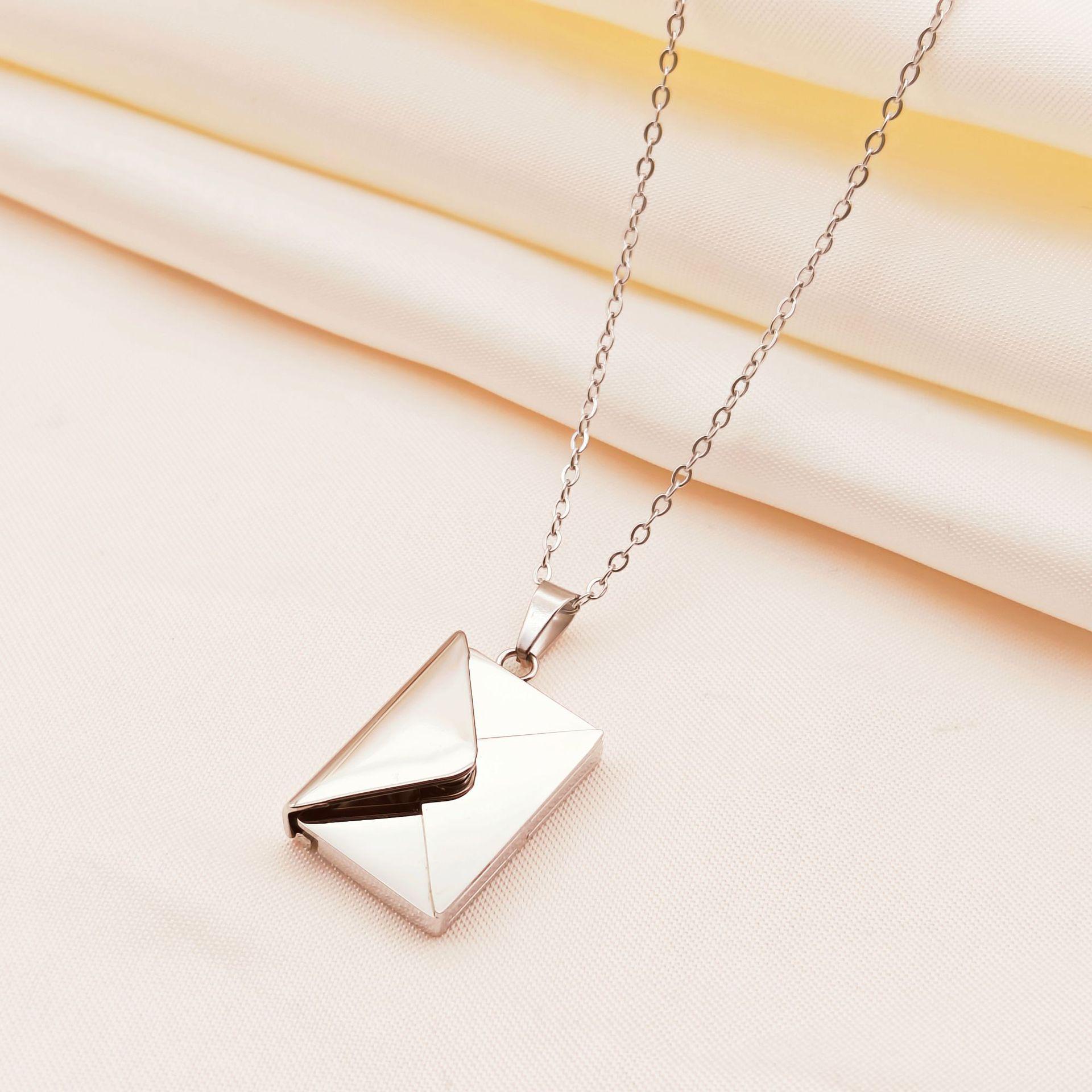 

Персонализированное ожерелье-конверт TOHM - Подвеска в виде любовного письма из нержавеющей стали для пар