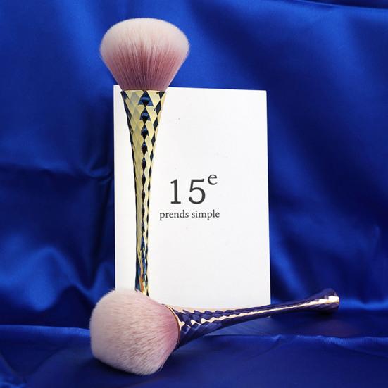 

Кисть для макияжа Многоразовая эргономичная ручка Универсальная универсальная кисть для контура лица, щек, румян, носа, косметическая кисть для повседневного использования