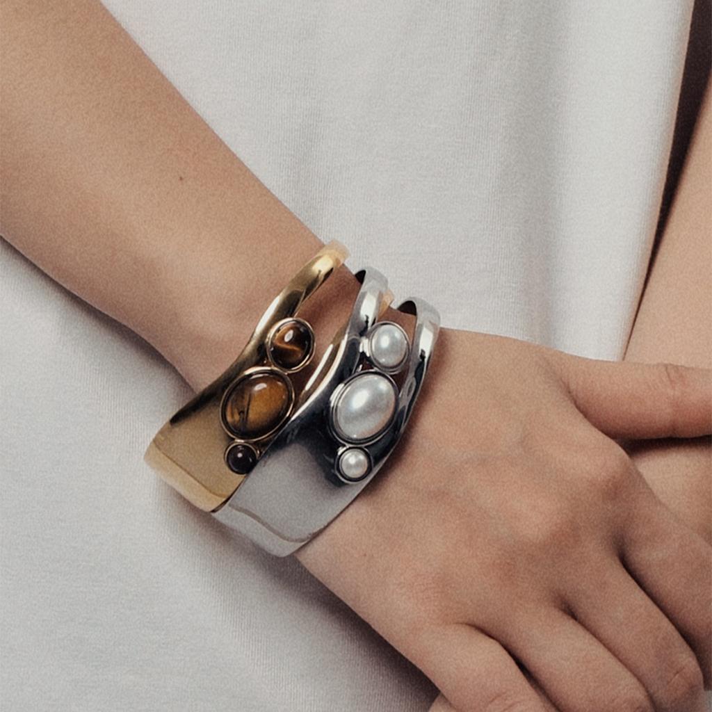 Hollow-out Stainless Steel Tiger Eye Open Bangle for Women, Pearl Bracelet, Titanium Steel Jewelry, Non-fading Accessory