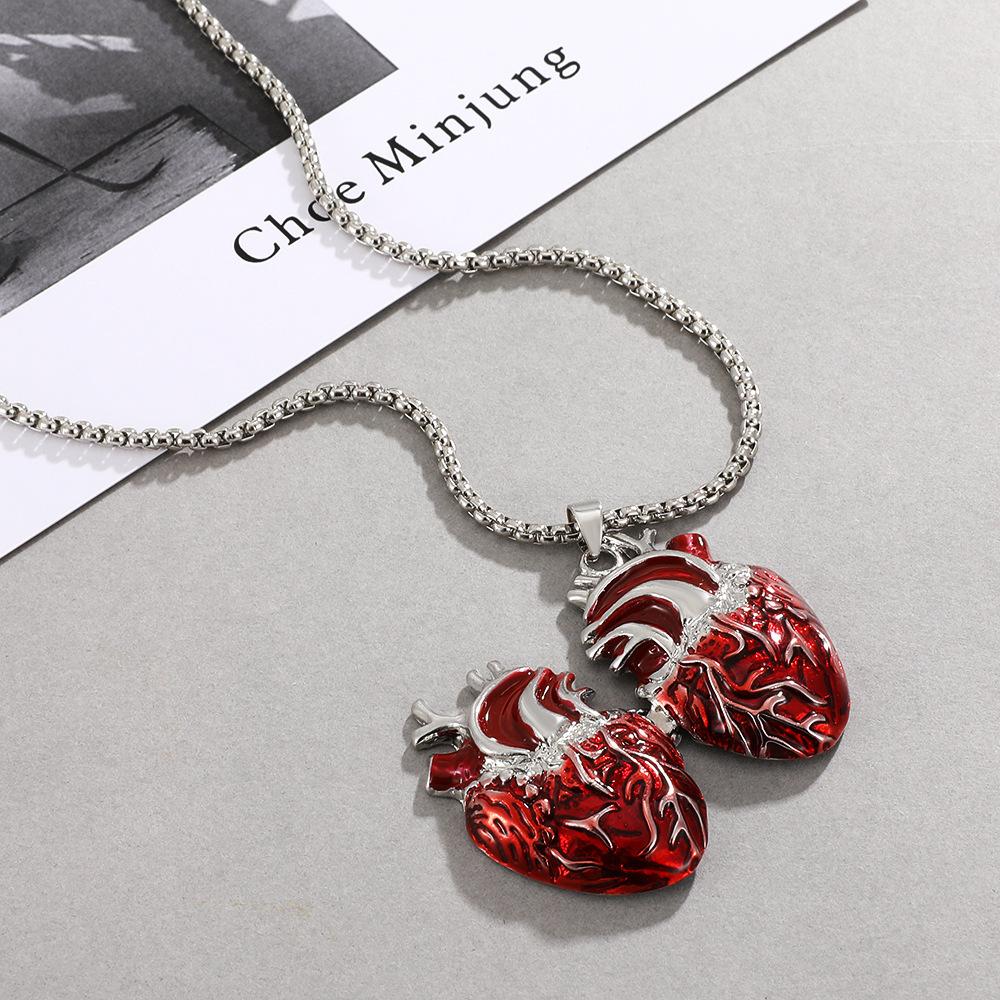 European and American Retro Fashion Design Beating Heart Pendant Necklace 60CM