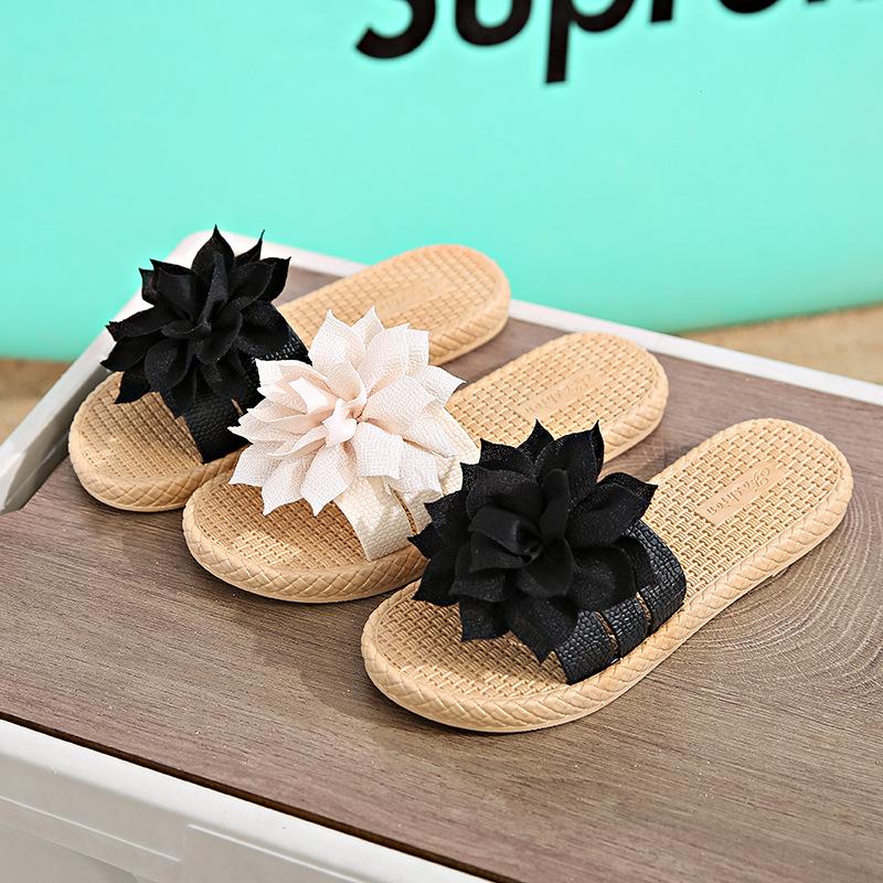 New big flower summer slippers schoolgirls wear wear wear-resistant women's flat sandals home cute beach shoes