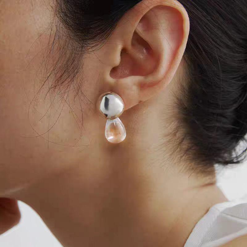 

2025 Latest Water Drop White Crystal Pendant Necklace - Luxury Niche Design