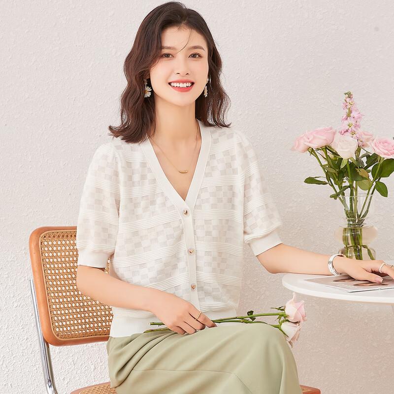 Women's Silk Blend V-neck Knit Top