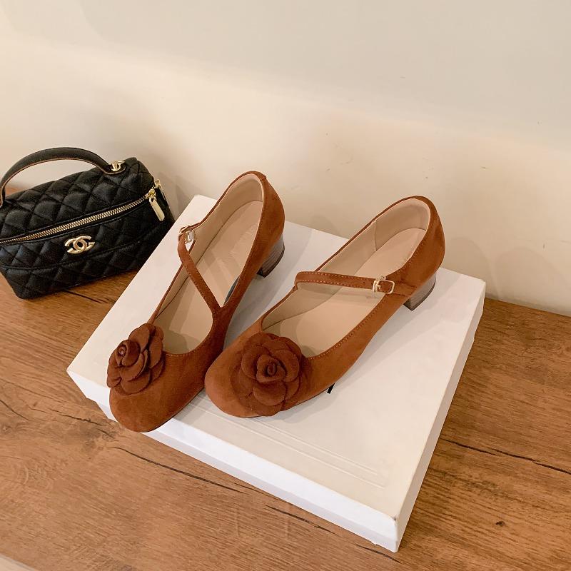 Cowhide Version~ Retro Square Head Shallow Mouth with Mary Jane Shoes Women's Niche Fashion Flower Commuting Thick Heel Single Shoes