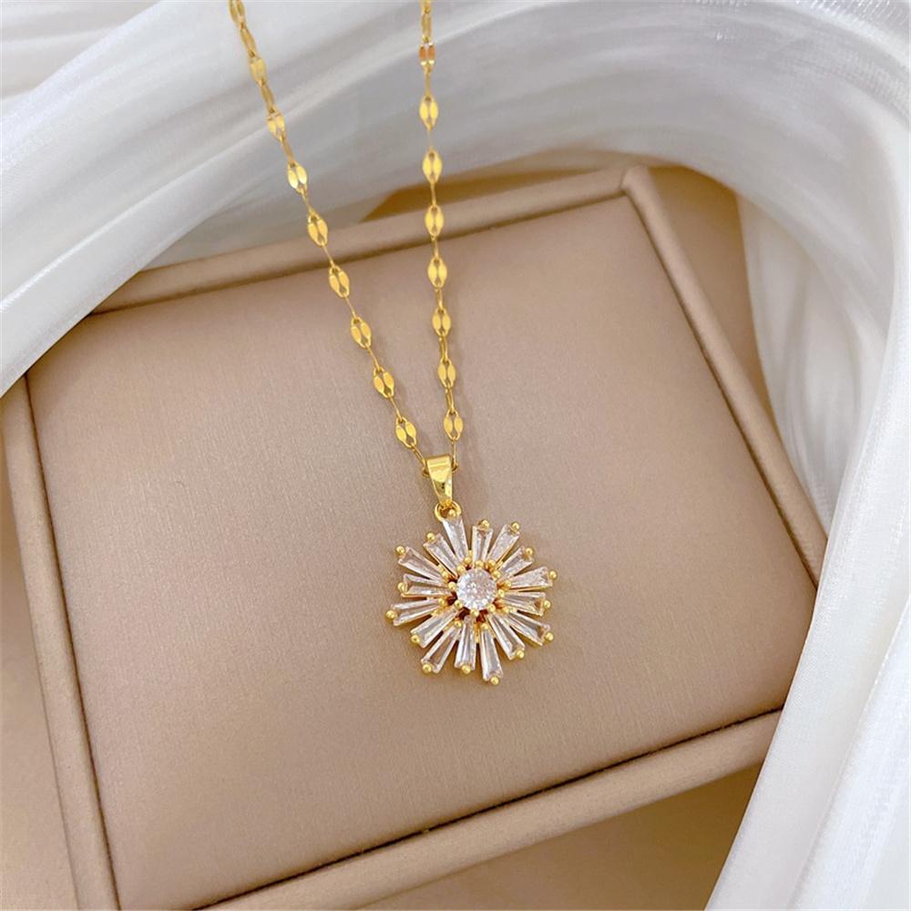 Luxury Female Crystal White Zircon Stone Snowflake Pendant Necklace Vintage Gold Color Wedding For Women