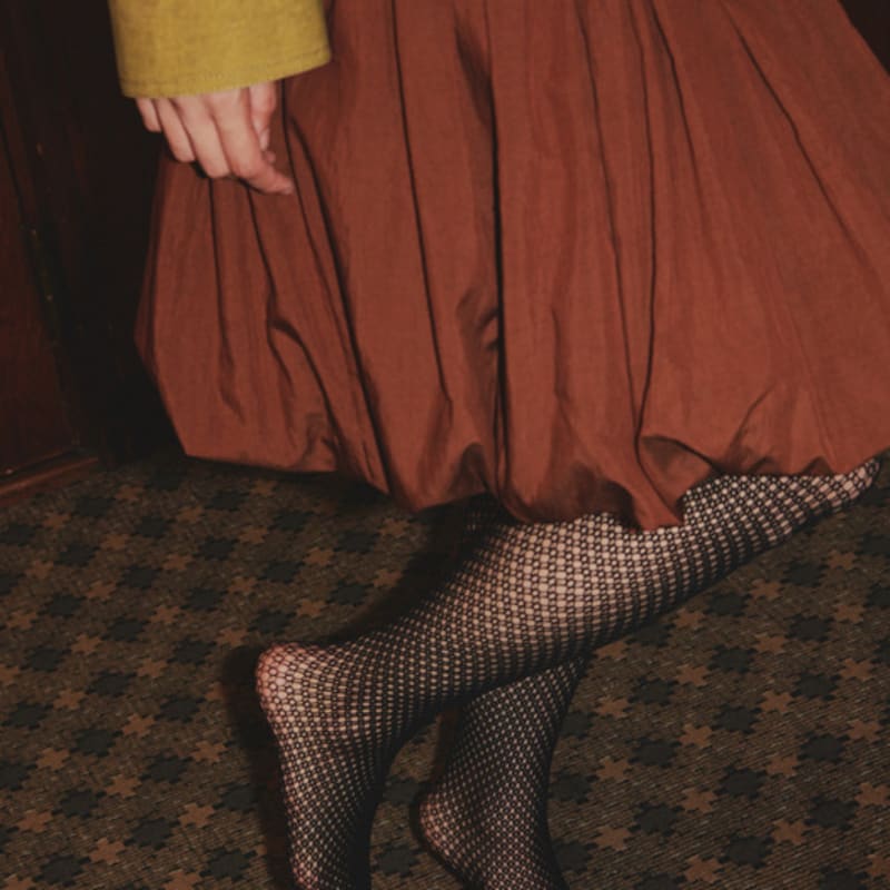 i hate monday tight net stockings black