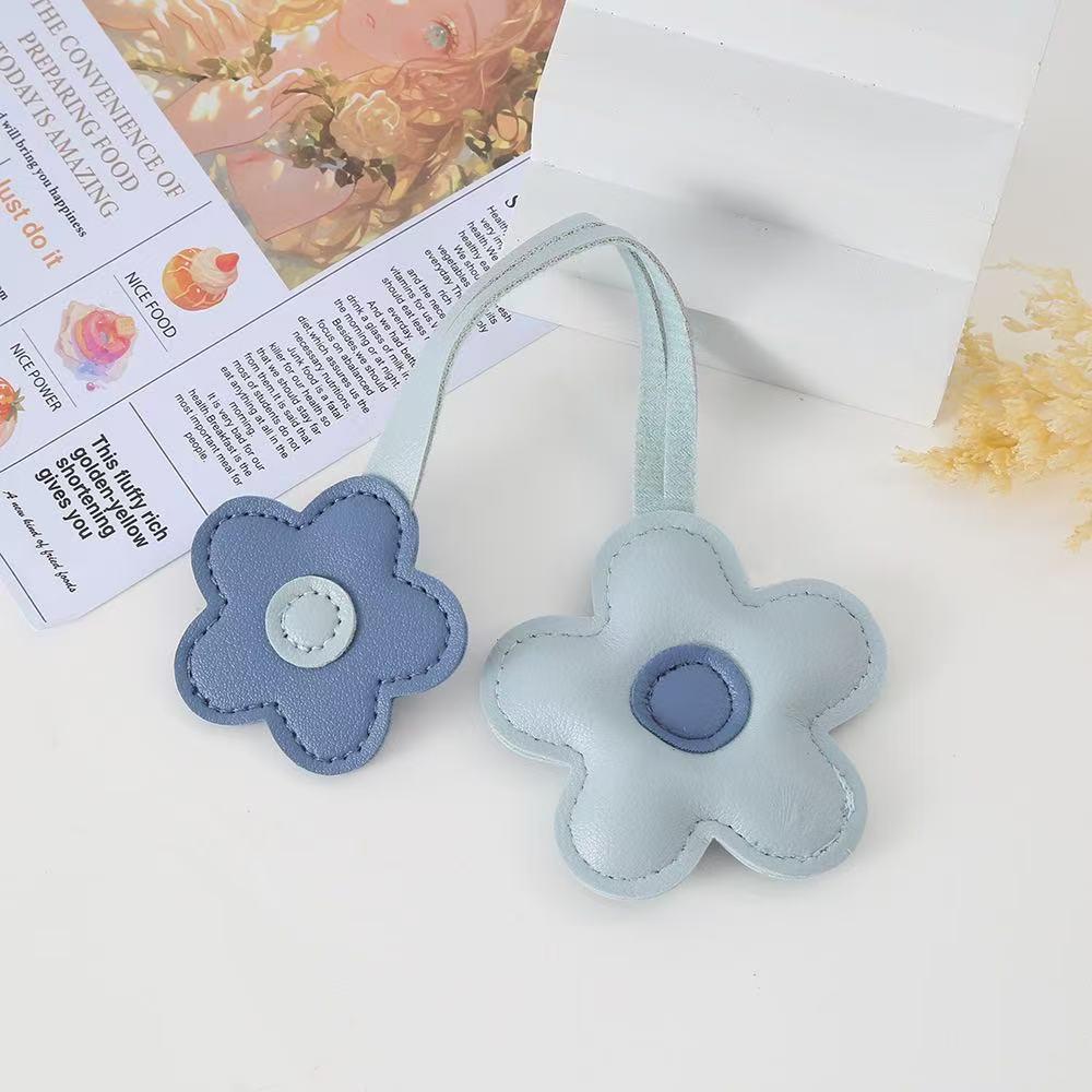 Sunflower Leather Bag Pendant - Colorful Flower Keychain & Clothing Accessory