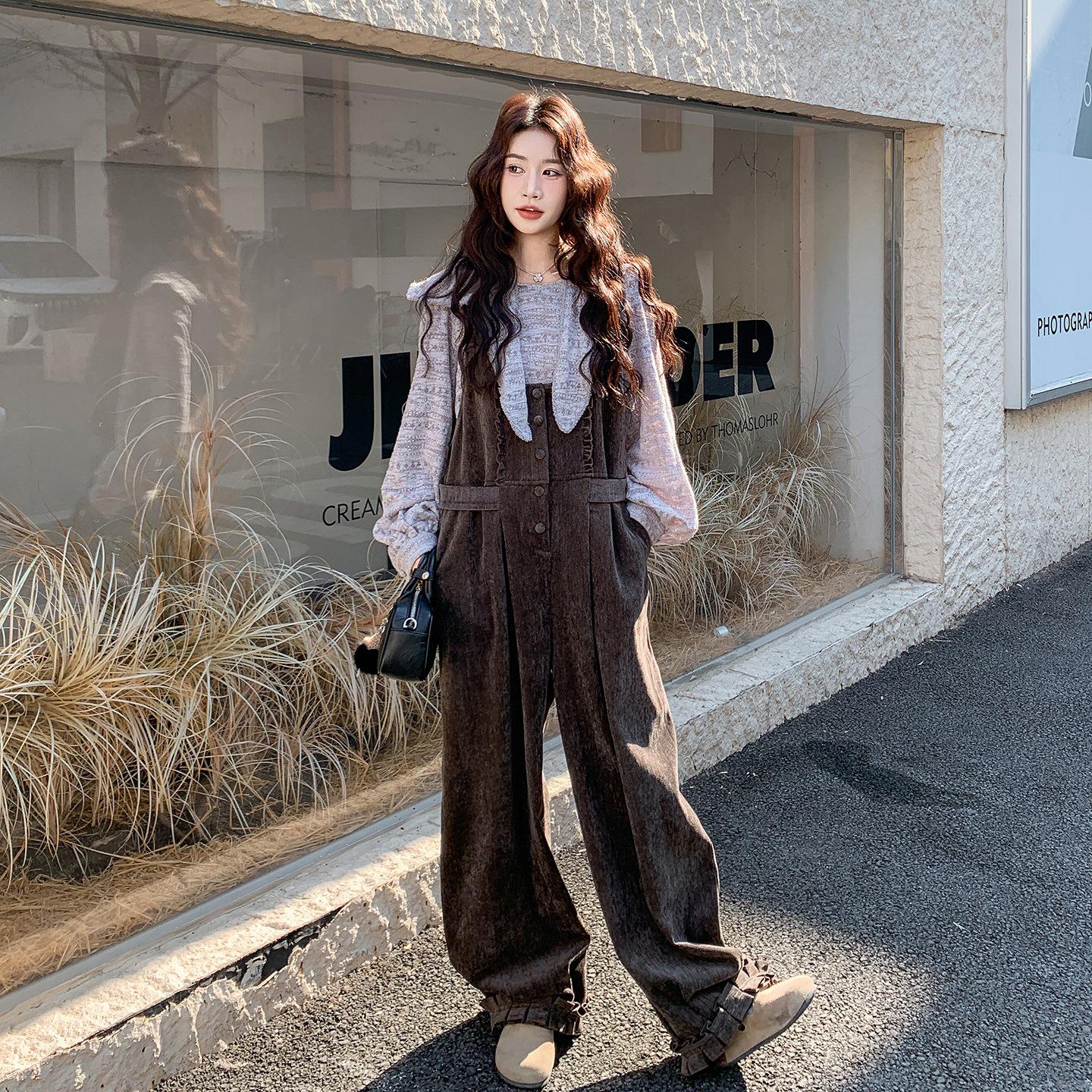 

Jacquard Knit Suspender Pants & Lace-Up Base Layer Set – Women s Forest Style Spring/Autumn 2026 L