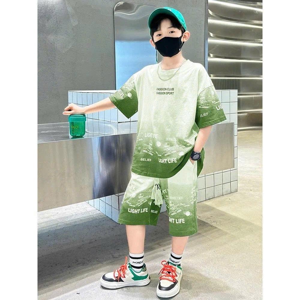 Boys' summer suit made of cool and elastic materials, versatile for casual sports