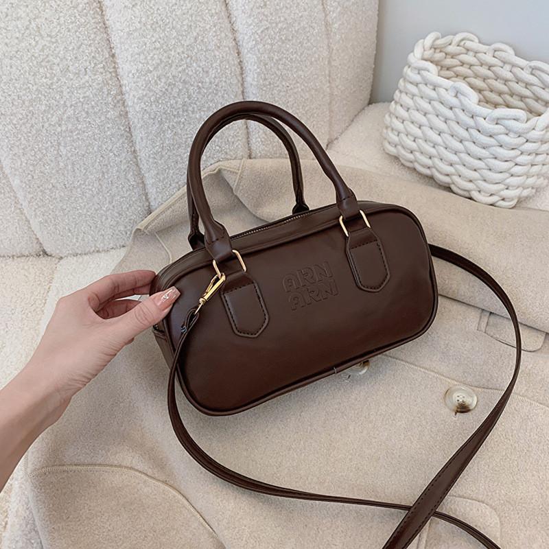 

Fashionable Street Trend Pu Crossbody Bag For Women 2023 Chic Small Square Purse кавовий