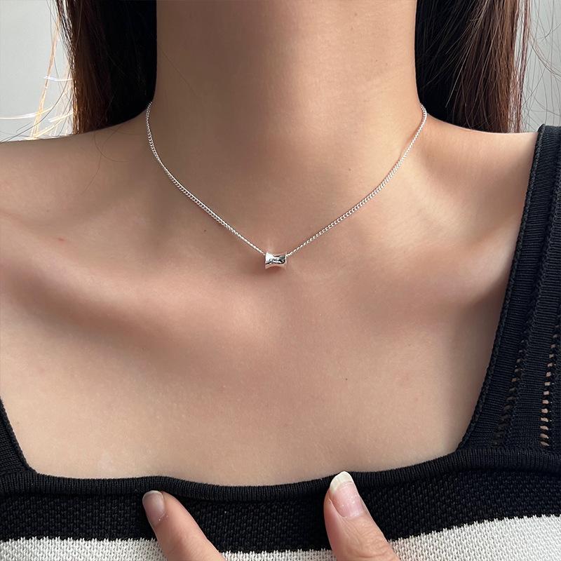 Pearl Necklace Female Niche High-End Sense Light Luxury Design Collarbone Chain Star Ins Student Girlfriends Spring And Summer Must-Have