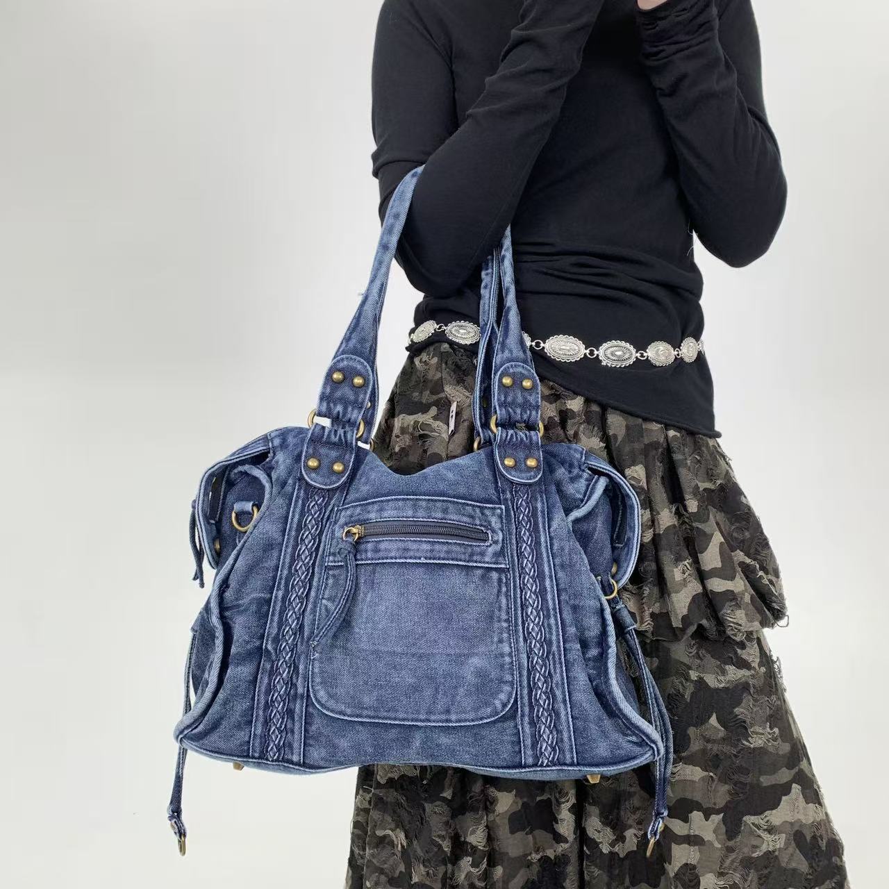 

Hot Selling Women s Soft Leather European and American Retro Tote Bag Japanese and Korean Trend Single Shoulder Crossbody Bag джинсовий синього кольору