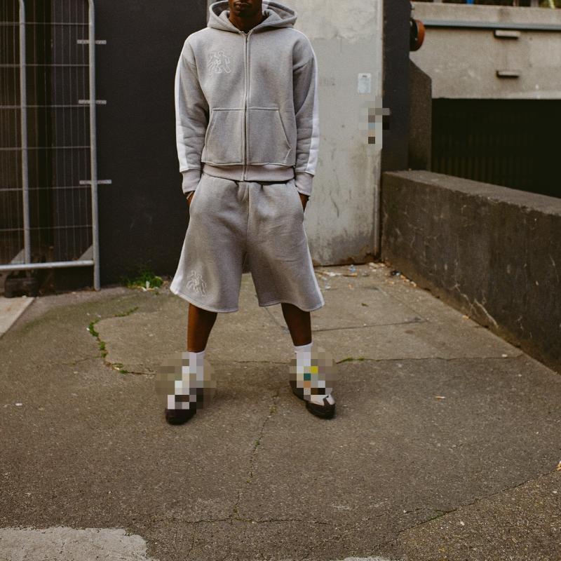 

European and American trendy street sports style printed casual and personalized five quarter pants XL