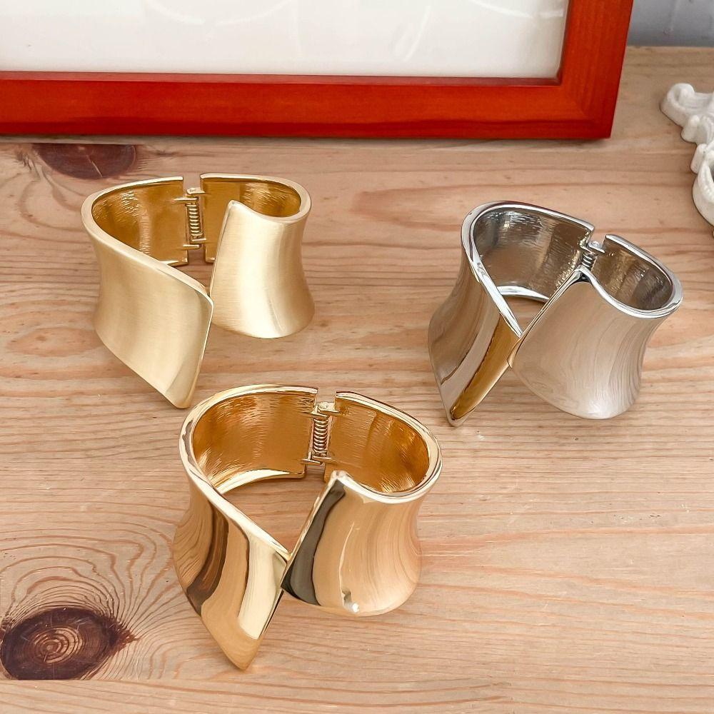 Goth Wide Open Bracelet Exaggerated Fashion Punk Bangle Chunky Heavy Bracelet  Jewelry Gifts