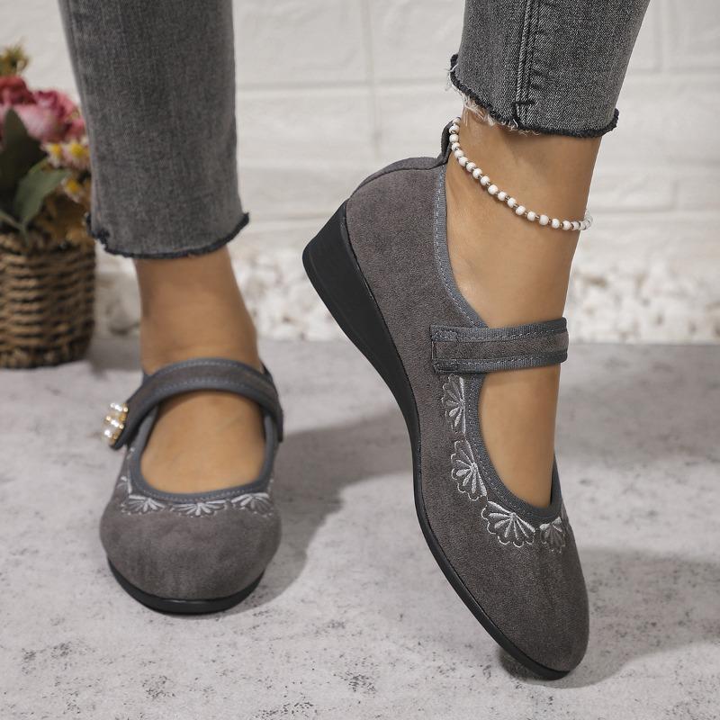 Damen Frühling Neue Mode Ethnische Stil Stickerei Schuhe Atmungsaktiv Keilabsatz Weiche Sohle Rutschfest Lässig Stoffschuhe Damen