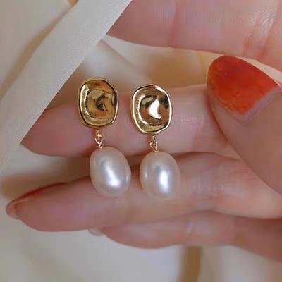 Large Grain Rice Freshwater Pearl Earrings Temperament Special-Shaped Baroque Freshwater Pearl Earrings