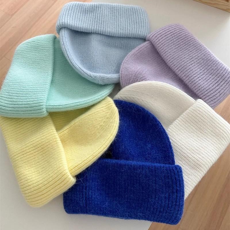 1pc Warm Knit Beanie for Men Women,Slouchy Beanie Hats Winter Knit Cap Soft Ski Hat Unisex,Thick Fisherman Cuff Plain Skull Caps
