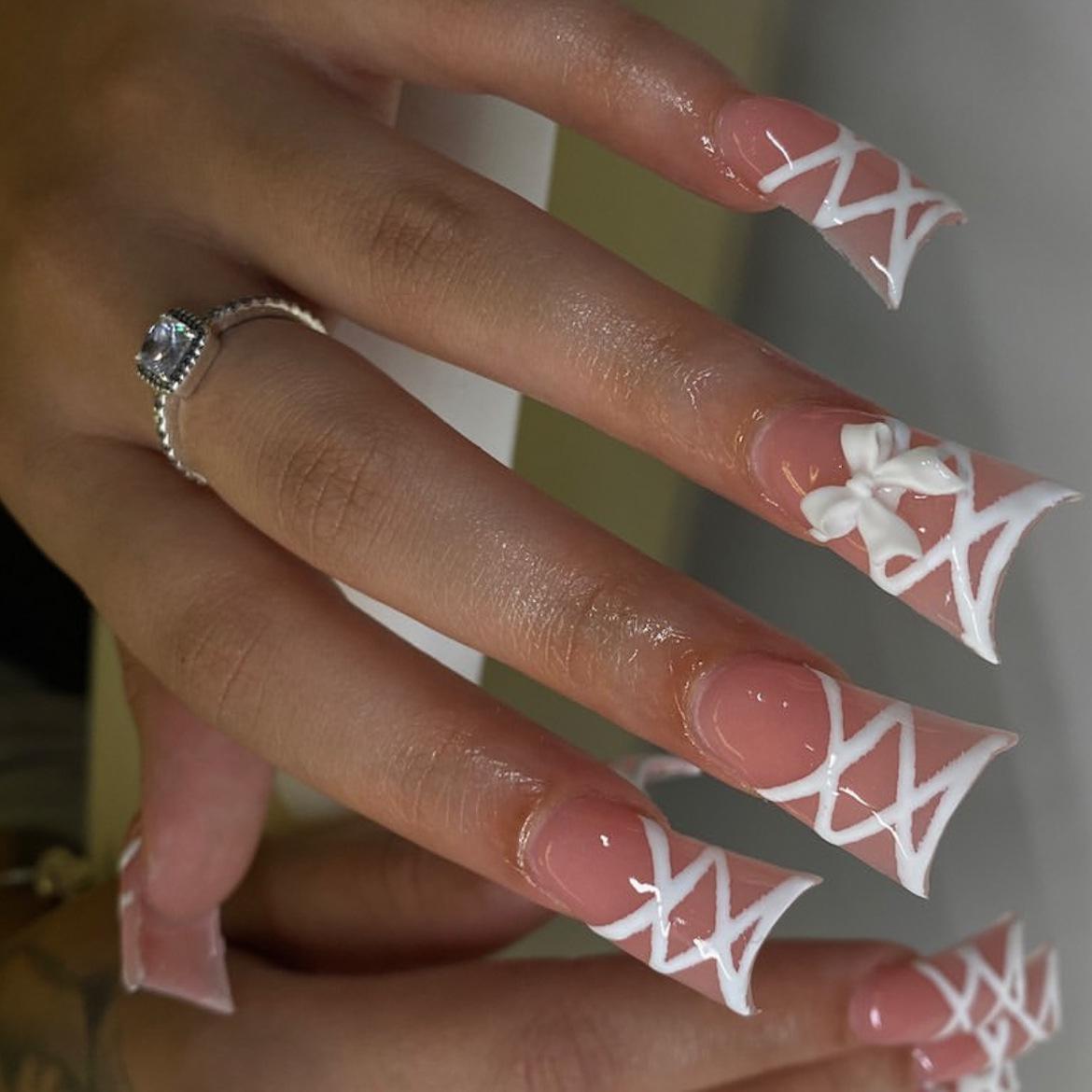 

French Bow White Lace Removable False Nails - Duckbill Wearable Style