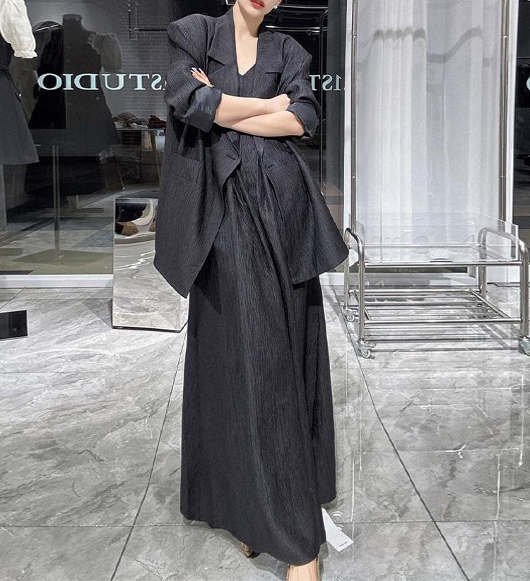 

[В наличии] Свободная куртка и длинная юбка на подтяжках для женщин больших размеров на весну/осень, комплект из двух предметов L