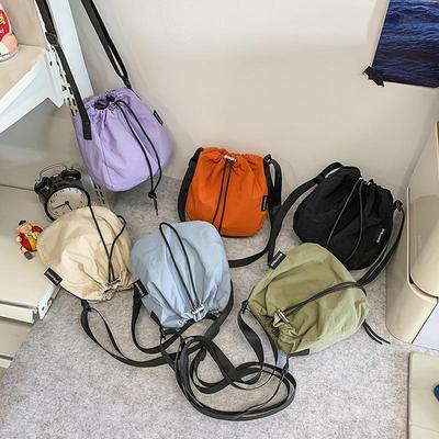 Unisex Casual Lightweight Crossbody Dumpling Bag for Commuting and Outdoors