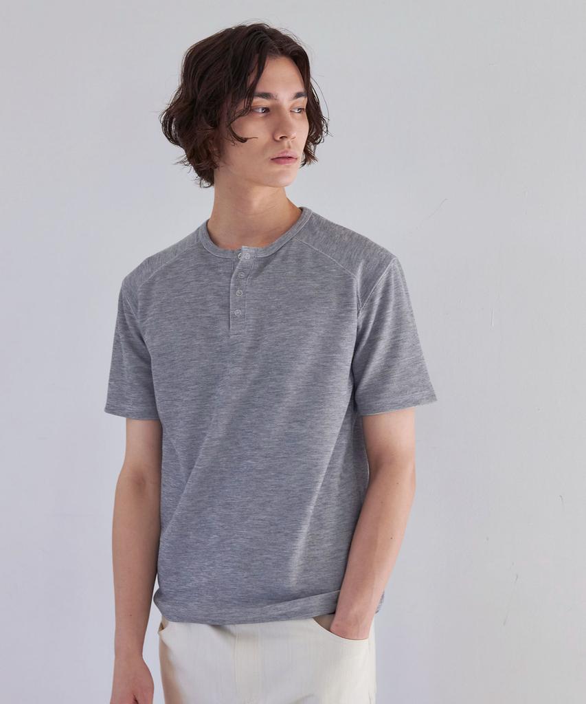 SENTAIR Contour Henley Neck Half T-Shirt _Gray