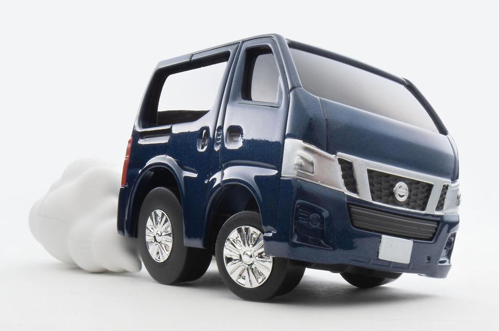 TOMYTEC Choro-Q Q's QS-16a Nissan NV350 Caravan Navy Blue Finished Model