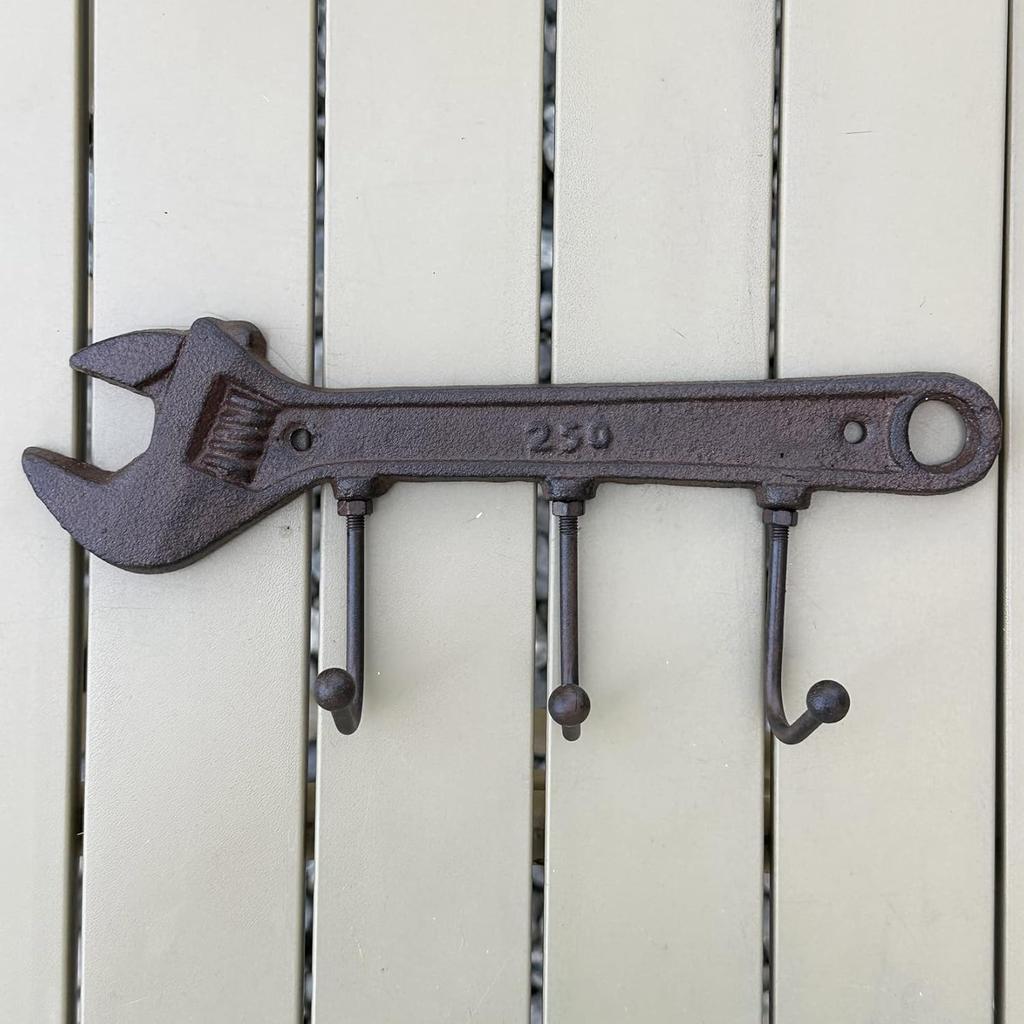 Retro Vintage Key Rack Holder Hooks Cast Iron Wrench Spanner Shape Decorative Wall Mounted Antique Man Cave Garage Tool Holder Coat Hat Rack Hanger