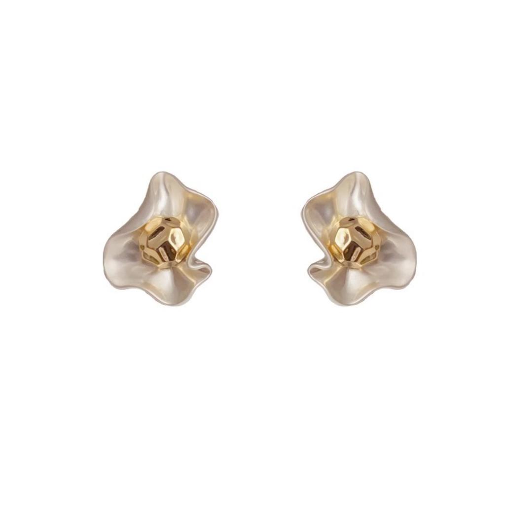 Light Luxury Flower Earrings, Exquisite And High-end Light Luxury Flower Earrings Petal Earrings
