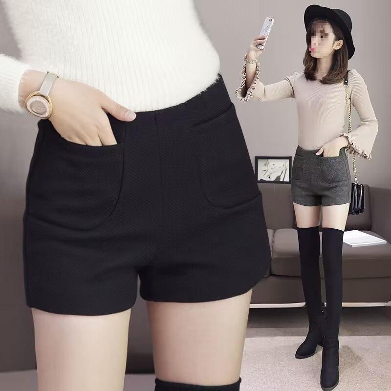 Women's Woolen Wide-Leg Shorts for Autumn/Winter - Trendy, Slimming, and Leg-Lengthening
