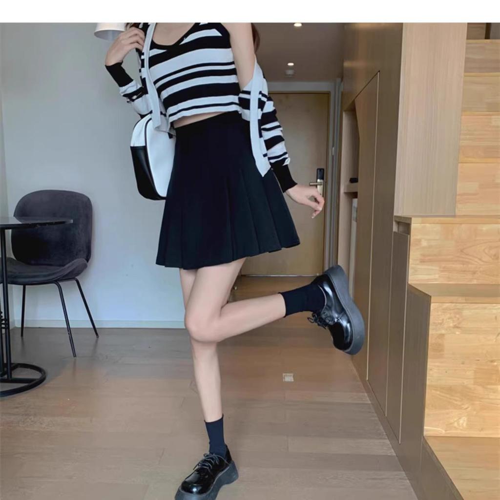 Spring 2024 Women's High-Waist Pleated A-Line Skirt - Black, Slim Fit, Korean Style