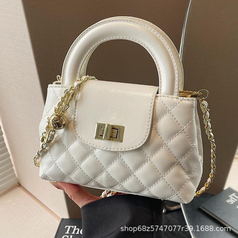 Xiaoxiangfeng Chain Handbag Women's 2025 New Trendy Fashion Diamond Commuter Bag High-end Niche Messenger Bag