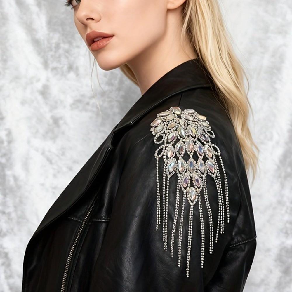 

Long Chain Brooch Rhinestone Performance Costume Shoulder Brooch Clothing Accessories срібний