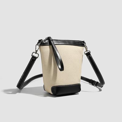 2025 New Versatile Fashion Messenger Women's Bag Canvas Bucket Bag Versatile Premium Light Small Bag Women's Bag