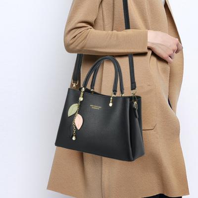 Fashion Brand Designer Women'S Handbag Large Capacity Casual Shoulder Bag Classic Versatile Crossbody Bag Commuting Tote Bag