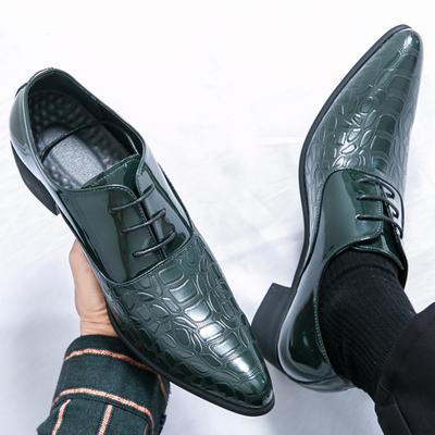 Retro-Trend Neue Herren Spitzes Alligator-Muster Patchwork Lässige Oxford-Schuhe Hochzeitskleid Homecoming Schuhwerk Zapatos Hombre