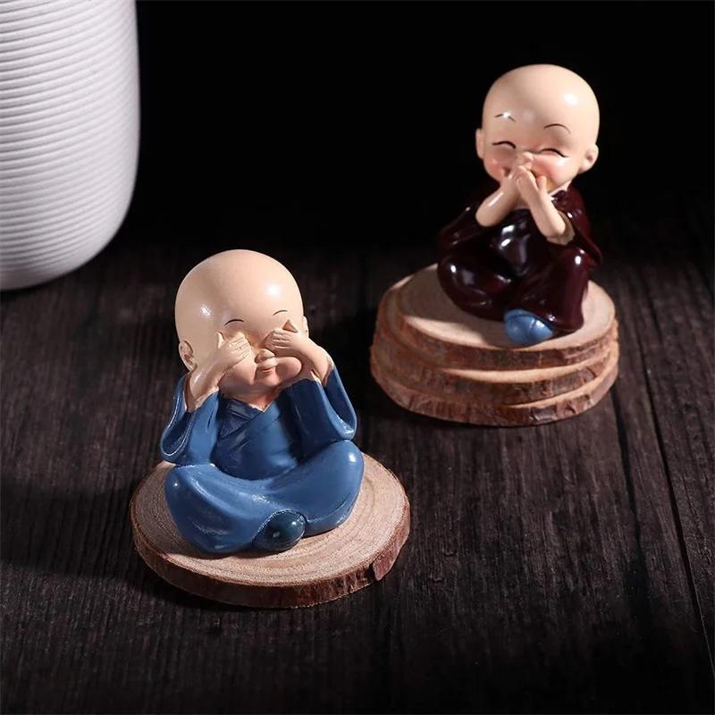 4Pcs Little Monk Resin Statues Adorable Mini Craft Ornaments for Car Dashboard Office Desk Home Living Room Decor