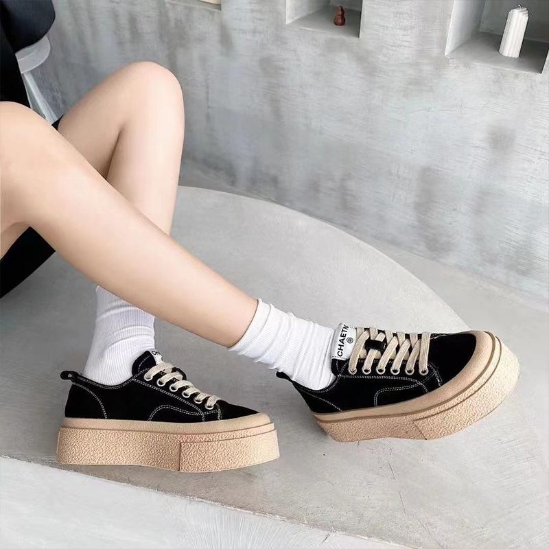 Original niche canvas shoes women's 2025 spring new thick-soled feet small lace-up board shoes student sports and leisure shoes