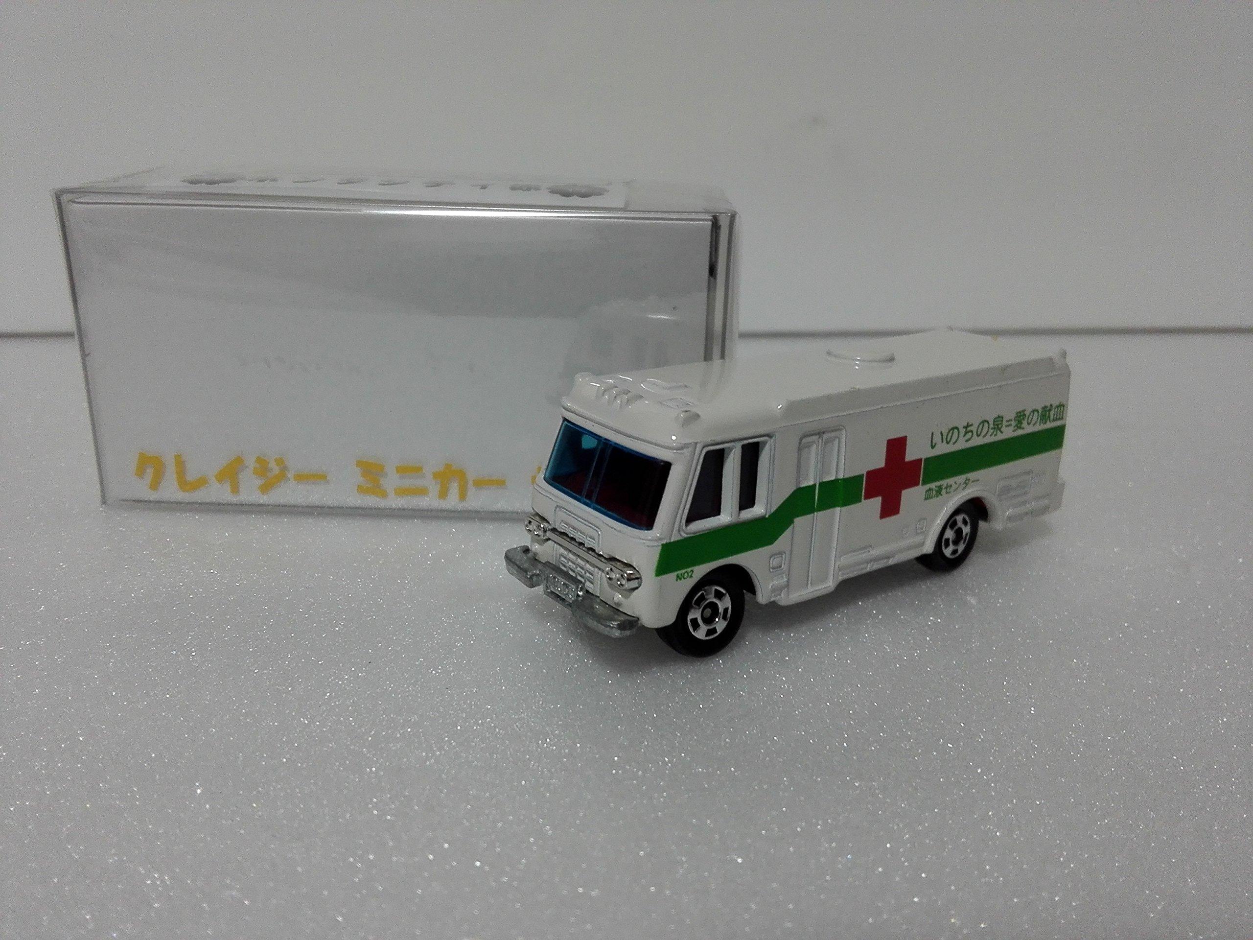 

No box Out of print Tomica Isuzu Bus Blood Donor Crazy Mini Car Circle Comes with case and white box Shipped from Amazon warehouse