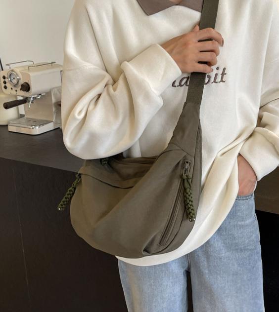 

Fashionable Shoulder Bag, Large Capacity Casual Underarm Bag One Size