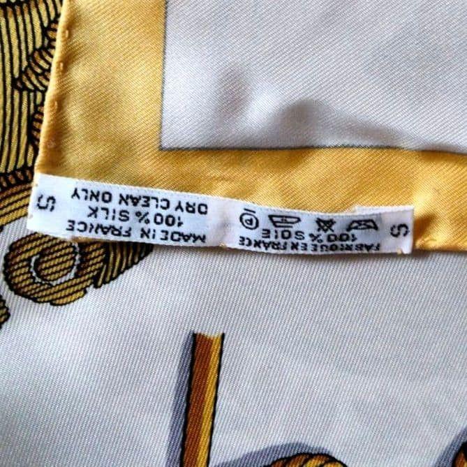 Used HERMES Paris Emblem Carre 90 Silk Large Scarf Stole White
