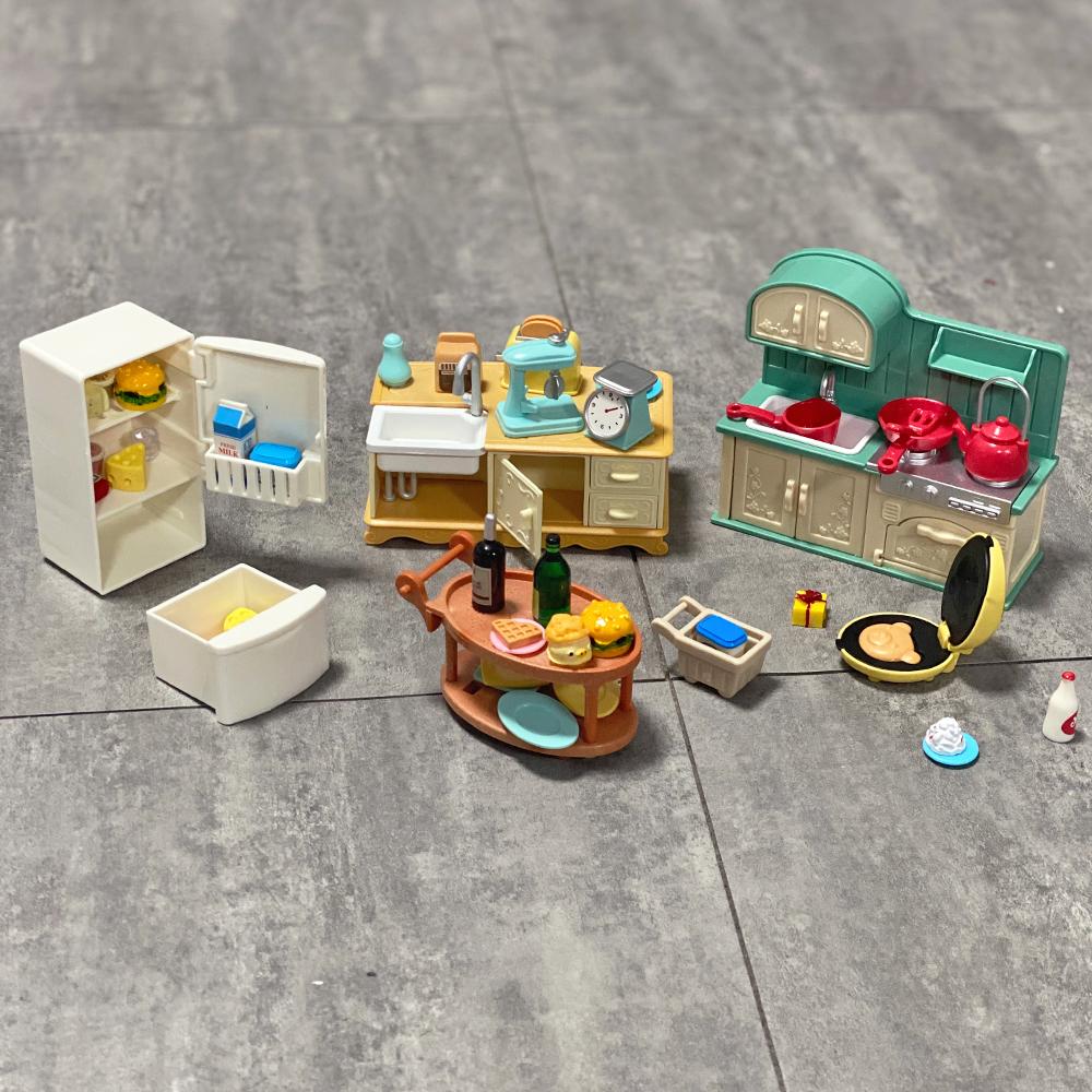 Dollhouse Miniature Accessories 1/12 Forest Family Home Furniture Collection Set Kitchen Cooking Pots For Children Girls Gift