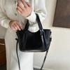Fashionable Large Capacity Bucket Bag For Women In Trendy Street Style Pu Material